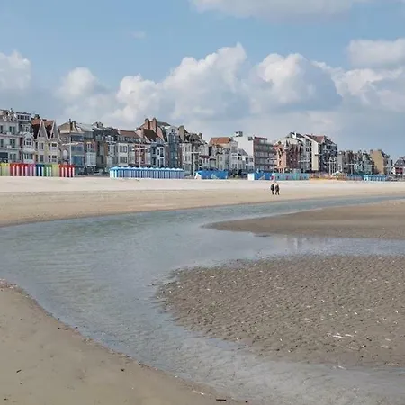 Belle Rade Les Pieds Dans L'eau *