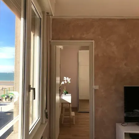 Belle Rade Les Pieds Dans L'eau Dunkirk